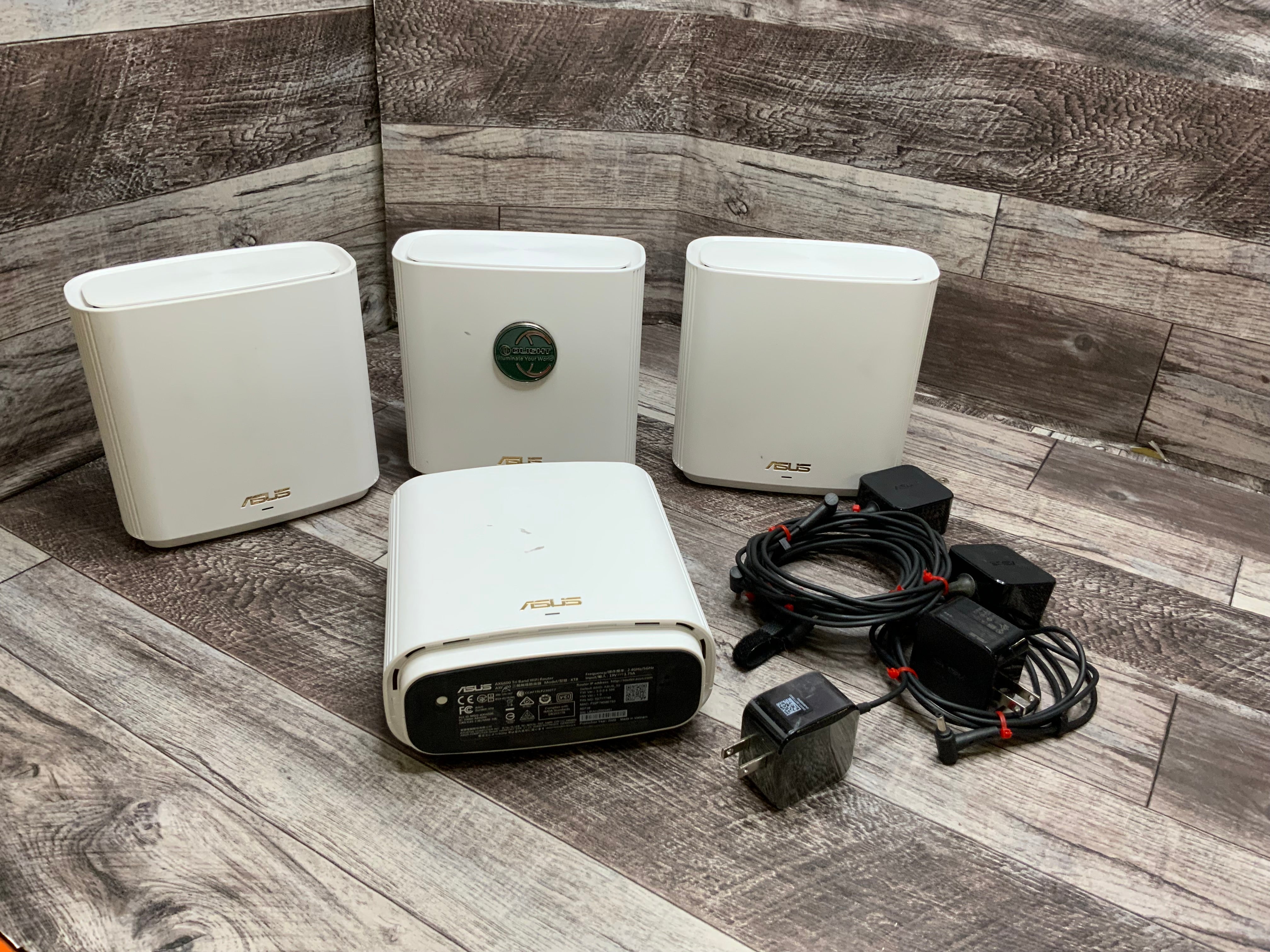 ASUS ZenWiFi AX6600 Tri-Band Mesh WiFi 6 System - White (LOT OF 4) **FOR PARTS** (8095022186734)